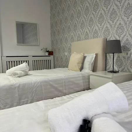 Rambla Flat 10 Apartman *